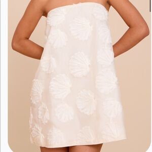 Pretty little thing sea shell strapless dress